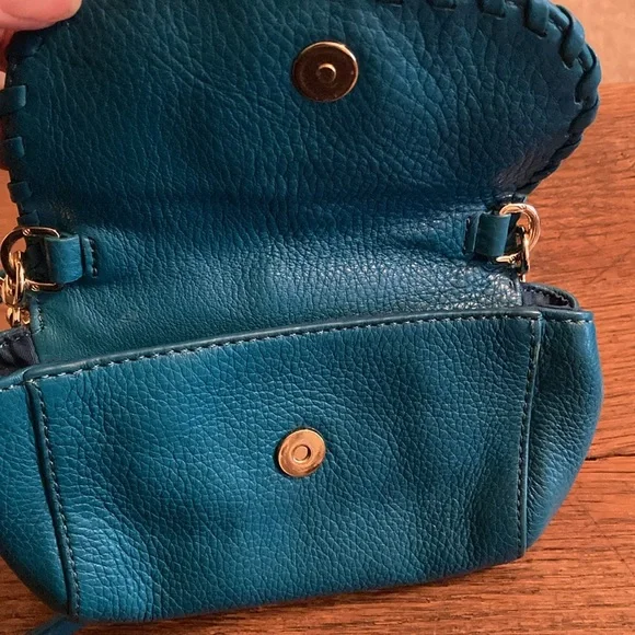 Tory Burch Marion Small Crossbody Like New! - Picture 4 of 5